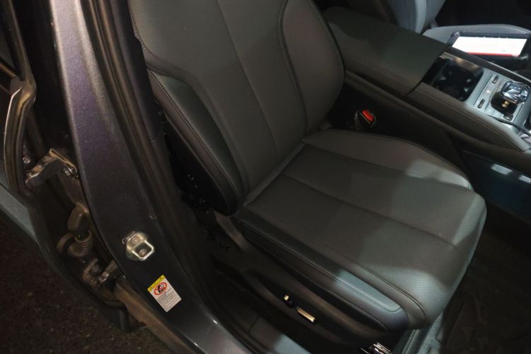 比亚迪 秦L 2024款 DM-i 120KM超越型局部细节41