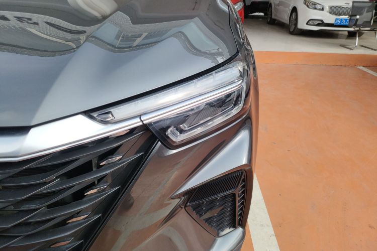 荣威RX5 2023款 PLUS 330TGI 自动领潮智惠版局部细节36