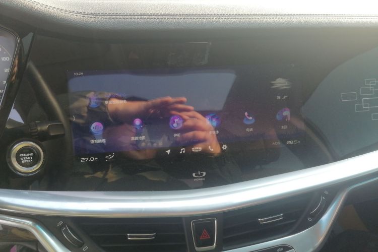 吉利汽车 博瑞 2018款 1.5T MHEV 耀智版中控内饰16