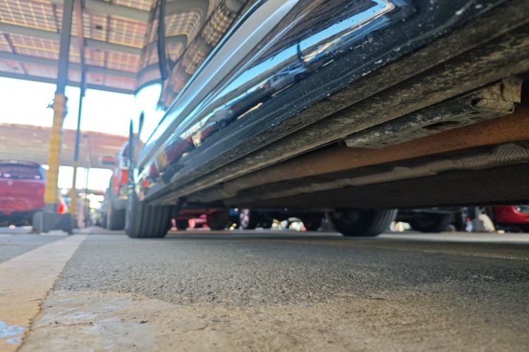 腾势D9 2024款 DM-i 1050 尊享型局部细节9001