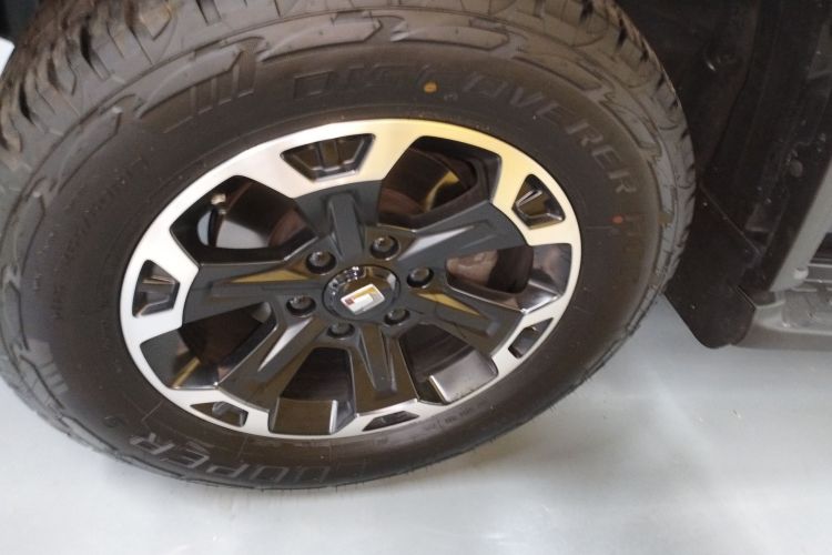 坦克300 2024款 2.0T 征服者车身外观35