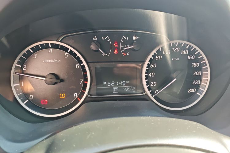 日产 轩逸 2022款 经典 1.6XE CVT舒适版中控内饰14