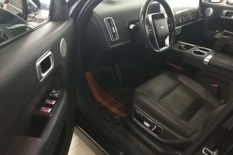 理想汽车 理想L9 2023款 Pro中控内饰20