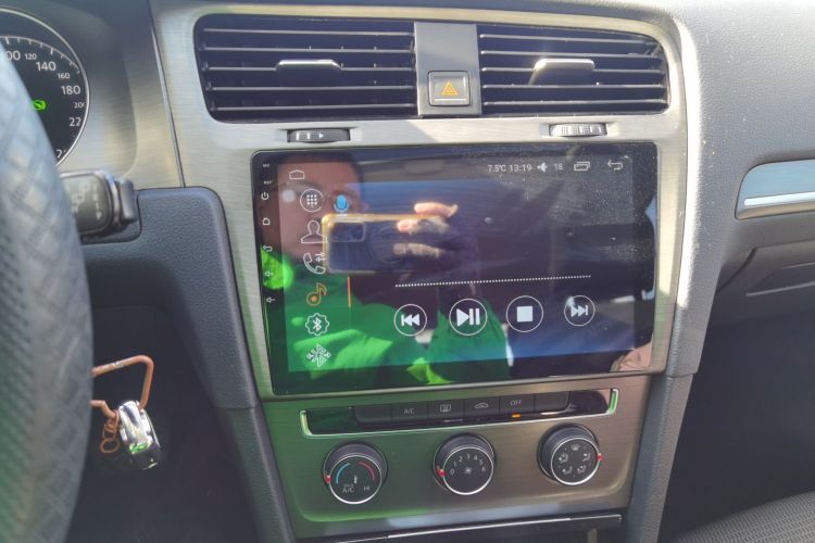 大众 高尔夫 2016款 230TSI 自动舒适型中控内饰16