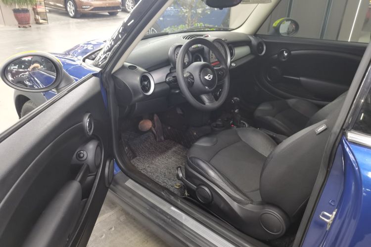 MINI 2012款 1.6L COOPER Baker Street中控内饰20