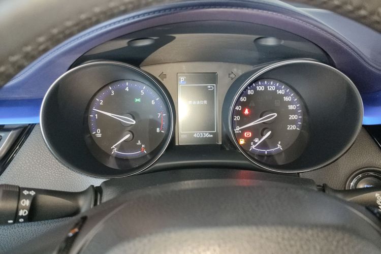 丰田 奕泽IZOA 2018款 2.0L 奕驰版 国V中控内饰14