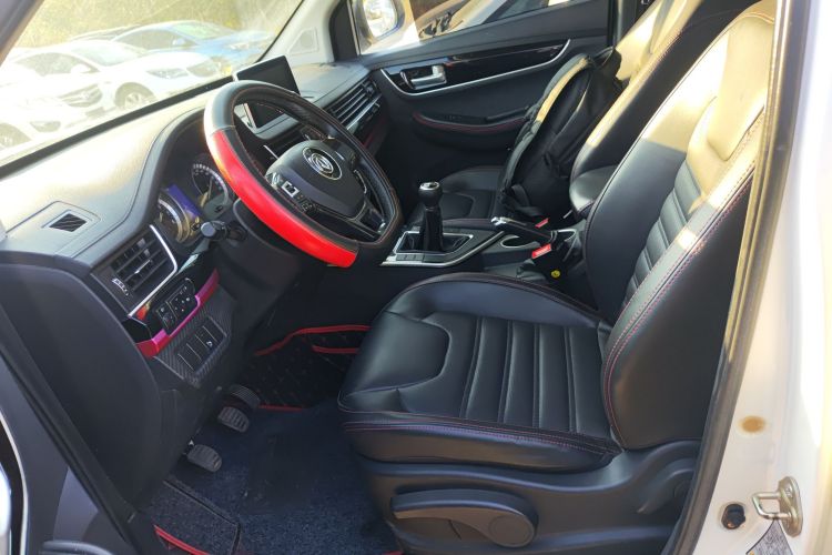 东风风行 风行SX6 2019款 1.5T 手动舒适型 国V中控内饰19