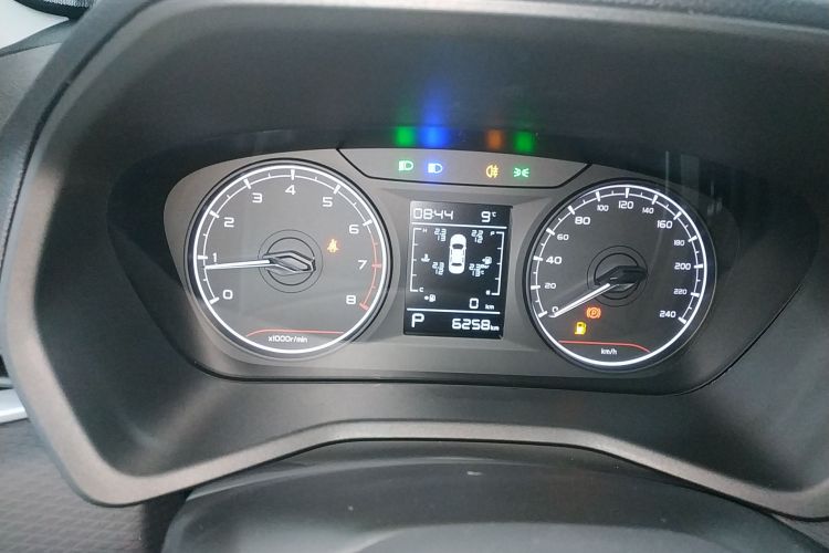 吉利汽车 帝豪 2025款 第4代 1.5L CVT星耀版中控内饰14