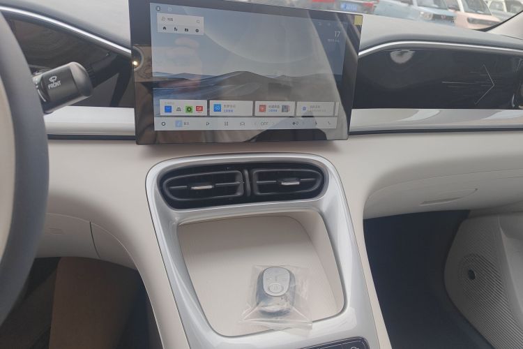 吉利银河 星愿 2026款 310km 青春版中控内饰16