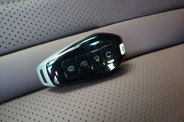 腾势Z9GT 2024款 1100四驱Pro版中控内饰11