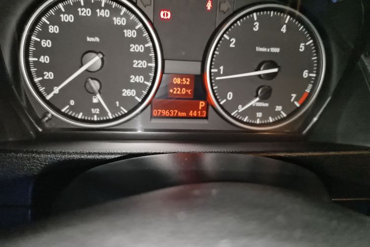 宝马X1 2013款 sDrive18i 领先型中控内饰15