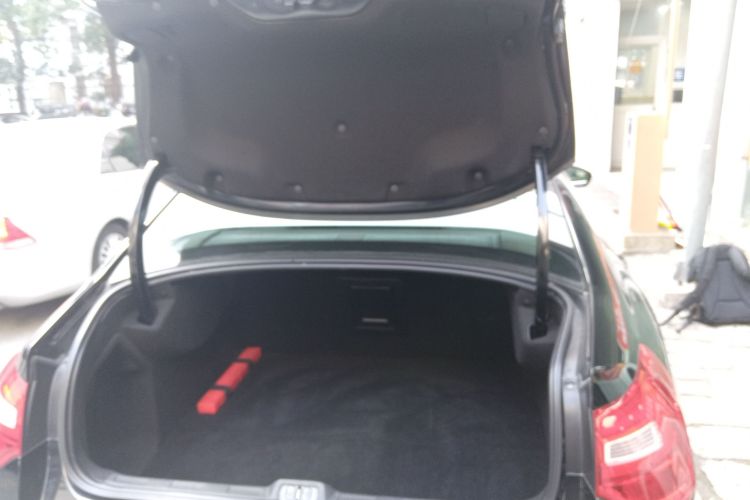 雪铁龙C5 2014款 1.6T 自动尊享型局部细节23