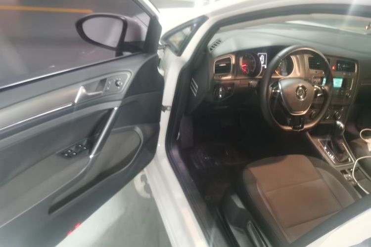 大众 高尔夫 2015款 1.6L 自动舒适型中控内饰20