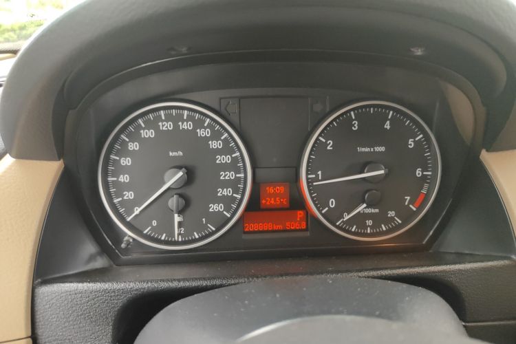 宝马X1 2012款 sDrive20i 领先型局部细节14