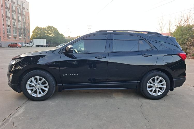 雪佛兰 探界者 2018款 535T 自动驰界版车身外观6003