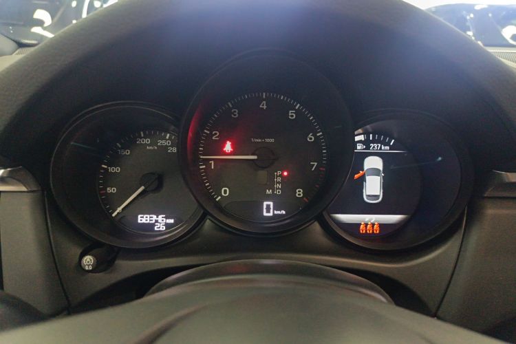 保时捷 2022款 Macan 2.0T中控内饰14