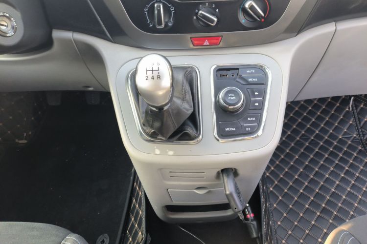 江淮瑞风 瑞风M3 2016款 宜家版 1.6L 豪华智能型中控内饰18