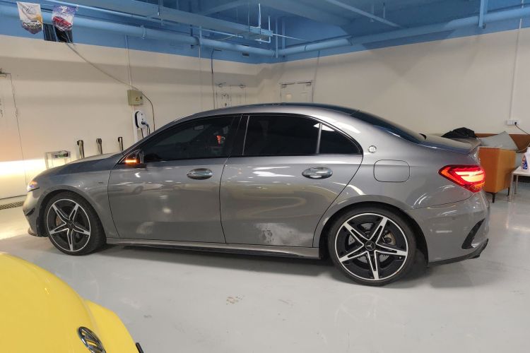 奔驰A级AMG 2024款 AMG A 35 L 4MATIC车身外观4