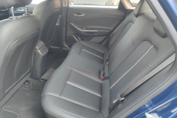 现代 菲斯塔 2019款 280TGDi 运动版 国VI中控内饰7004