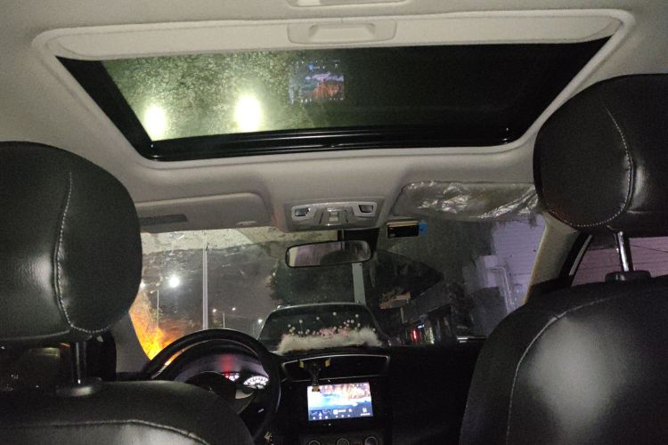 日产 轩逸 2022款 经典 1.6XL CVT豪华版中控内饰22