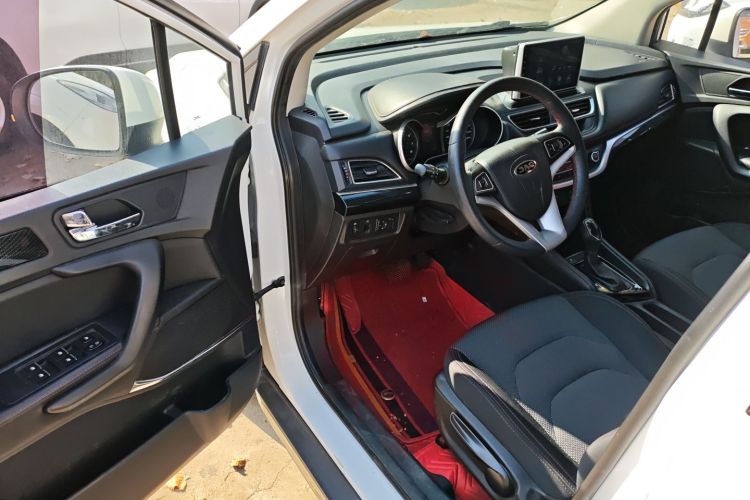 江汽集团 瑞风S3 2017款 1.6L CVT豪华型中控内饰7003