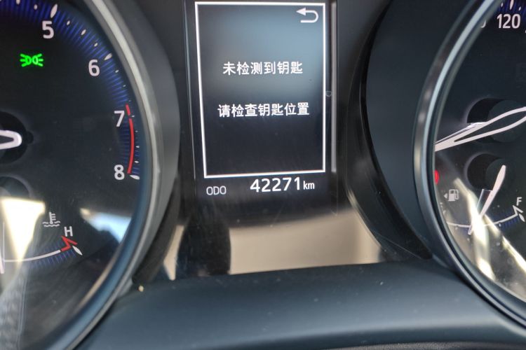 丰田C-HR 2018款 2.0L 领先天窗版 国V中控内饰15