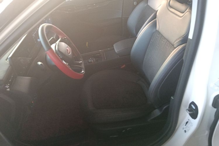 福特 蒙迪欧 2022款 改款 EcoBoost 245 豪华型中控内饰19