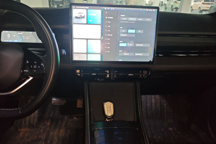 睿蓝汽车 睿蓝7 2023款 605km 逐风中控内饰16