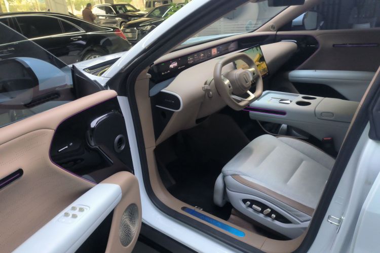 阿维塔07 2024款 Pro+纯电版中控内饰20