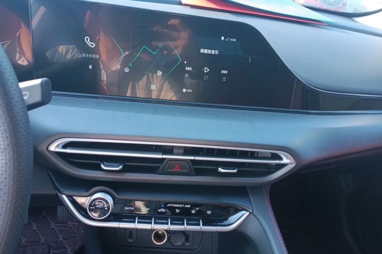 长安 逸动 2021款 PLUS 蓝鲸NE 1.4T GDI DCT旗舰型中控内饰16