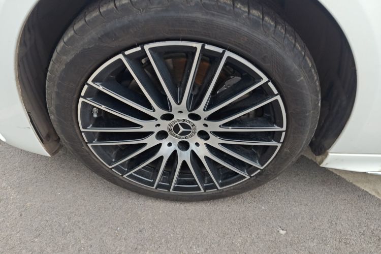 奔驰C级 2024款 C 200 L 运动版车身外观6007