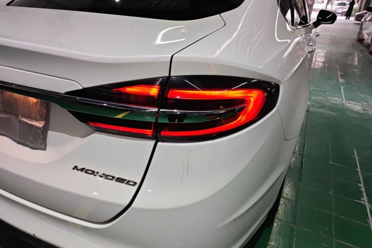 福特 蒙迪欧 2017款 EcoBoost 180 时尚型车身外观6001