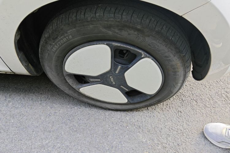 长安启源 长安Lumin 2022款 210km 香甜款车身外观10