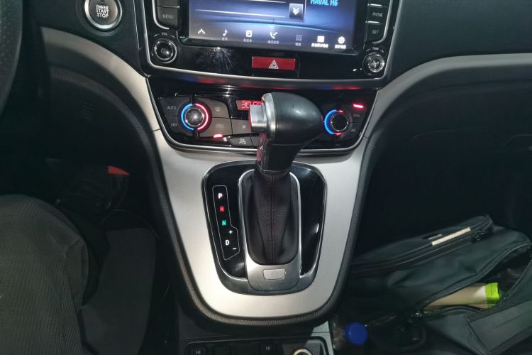 哈弗H6 2017款 蓝标 运动版 1.5T 自动两驱豪华型中控内饰18