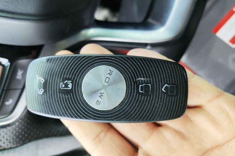 荣威iMAX8 2021款 400TGI Supreme系列陆尊版中控内饰7001