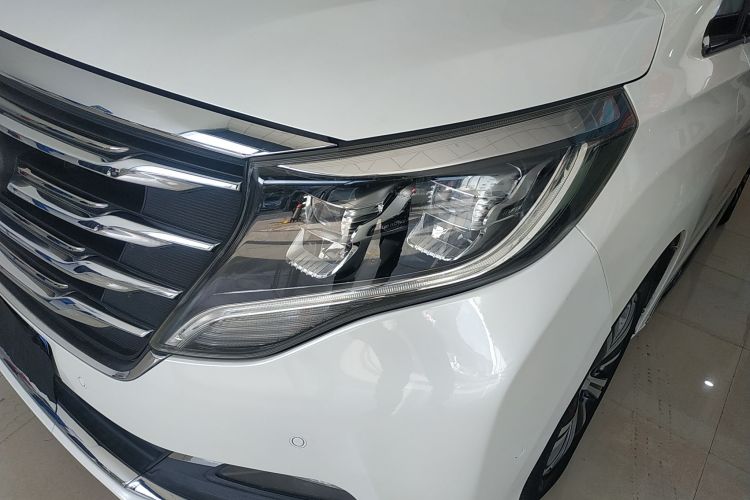 广汽传祺 传祺M8 2018款 320T 旗舰版局部细节36