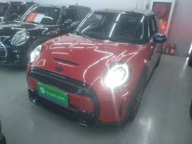 MINI 2023款 2.0T COOPER S 艺术家