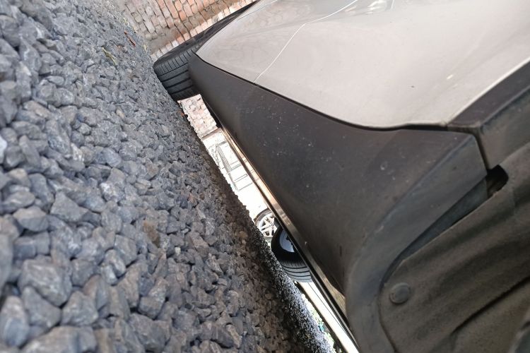 特斯拉 Model Y 2021款 长续航全轮驱动版局部细节9002