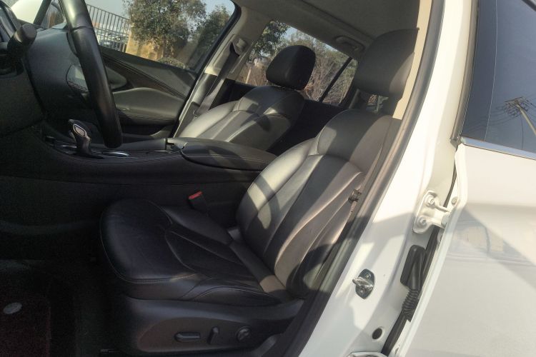 别克 昂科威 2018款 20T 两驱精英型局部细节19