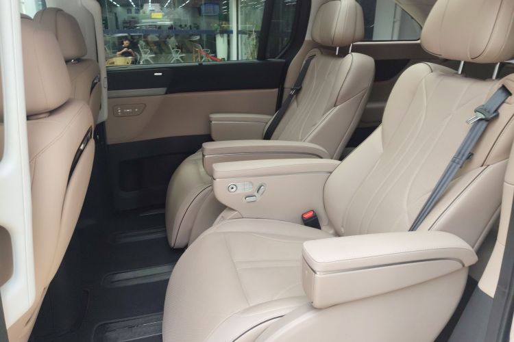 小鹏X9 2024款 702超长续航Max中控内饰7003