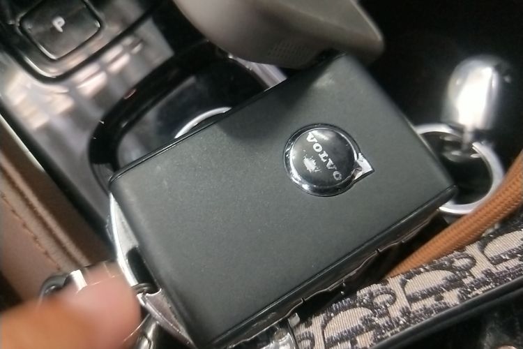 沃尔沃S90 2025款 B5 智雅豪华版中控内饰11