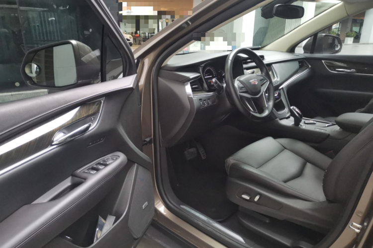 凯迪拉克XT5 2018款 25T 豪华型中控内饰20