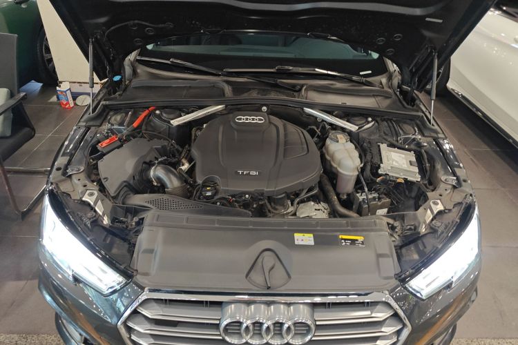 奥迪A4(进口) 2020款 Avant 先锋派 40 TFSI 时尚动感型局部细节24