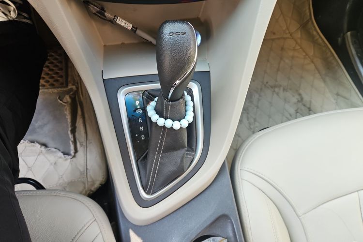 别克 英朗 2018款 15T 双离合精英型 国V中控内饰18