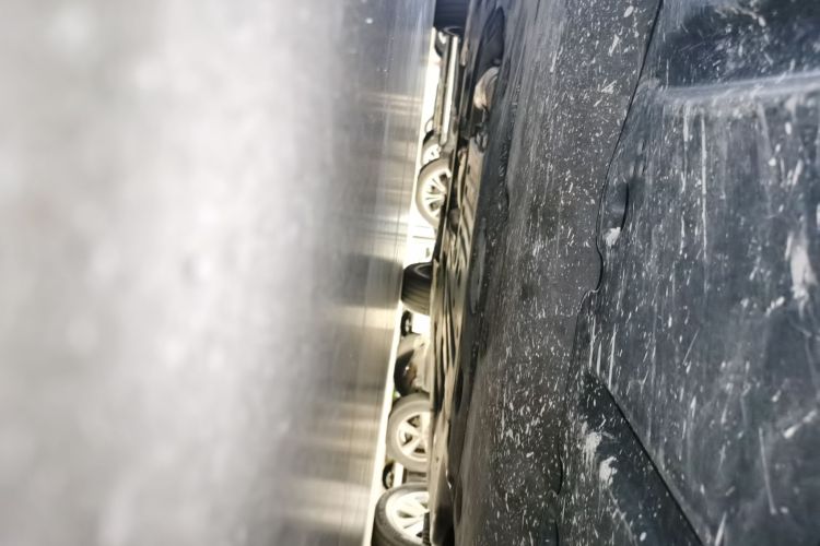 宝马3系 2023款 325Li M运动套装局部细节9008