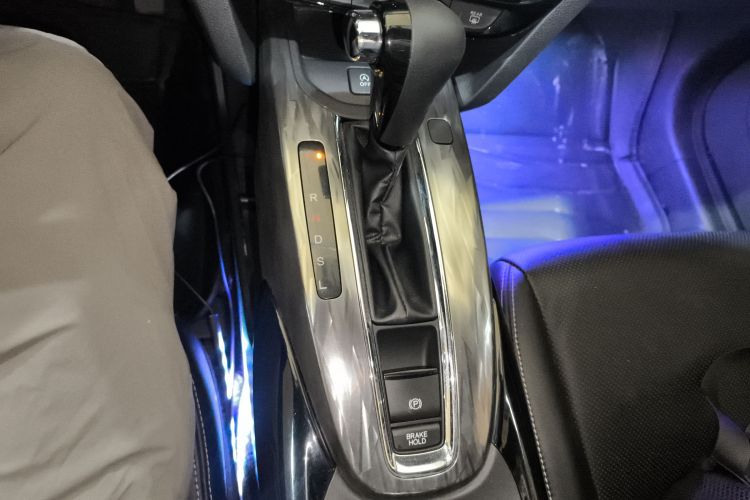 本田XR-V 2020款 1.5L CVT舒适版中控内饰18