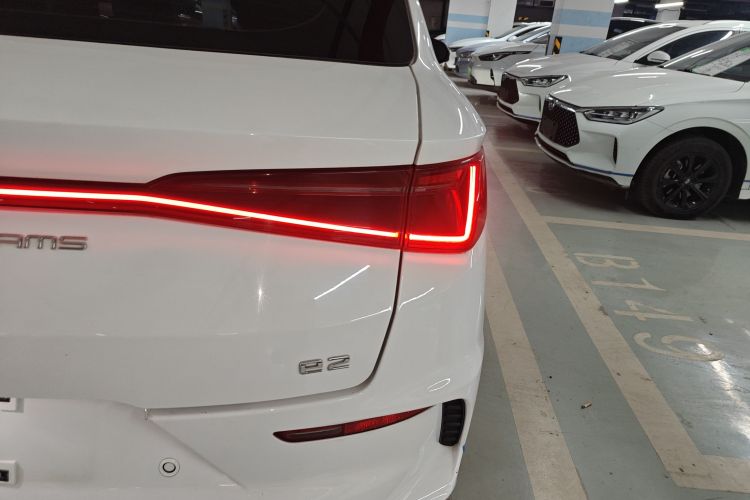 比亚迪e2 2020款 升级版 高续航版 豪华型车身外观9