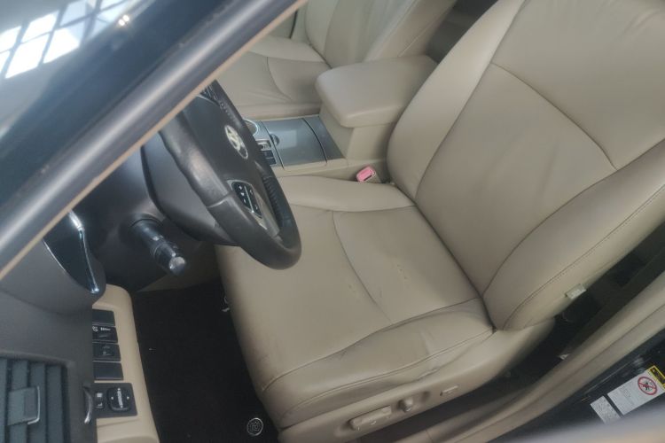 丰田 汉兰达 2012款 2.7L 两驱7座豪华版局部细节19