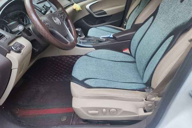 别克 君威 2015款 2.0L 精英时尚型局部细节19