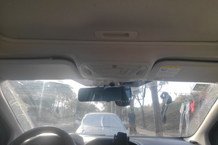 福特 福克斯 2012款 三厢 1.6L 手动风尚型中控内饰22